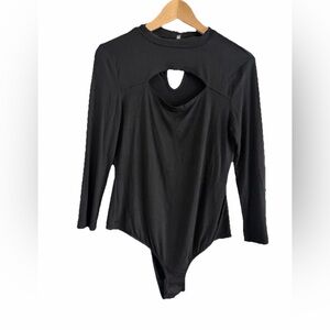 New York & Company Black Long-Sleeve Keyhole Bodysuit Small New